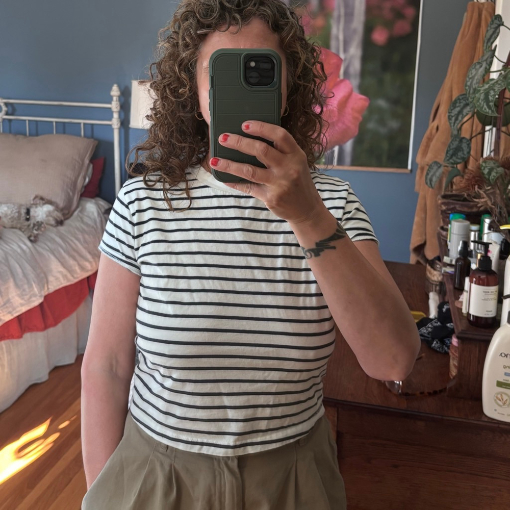 Women's Aeropostale Short Sleeve Tee S White Black Striped